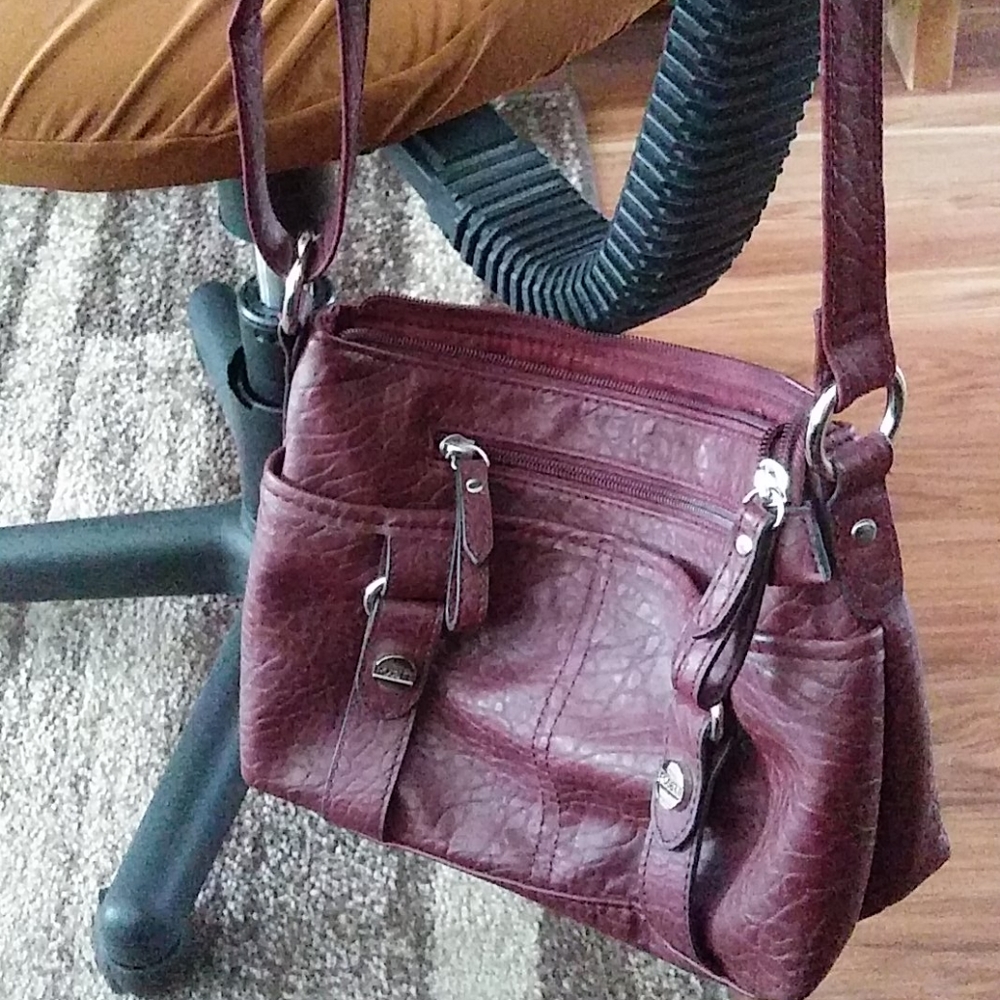 PRICE DROP==Medium sized crossover